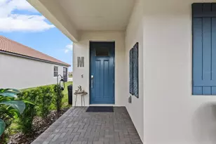 17127 Holly Wl Ave, Wimauma, FL 33598 - Photo 4