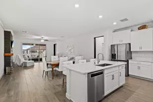 17127 Holly Wl Ave, Wimauma, FL 33598 - Photo 16