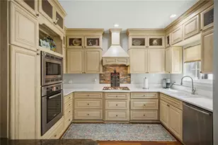 1118 Avenida De Las Casas, Lady Lake, FL 32159 - Photo 6