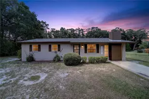 2875 NE 49th St, Ocala, FL 34479 - Photo 2