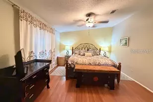 1215 Panama Pl, Lady Lake, FL 32159 - Photo 16