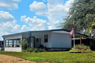 730 Royal Palm Ave, Lady Lake, FL 32159 - Photo 2