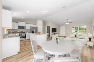 10910 N Tartan Terrace, Citrus Springs, FL 34433 - Photo 2