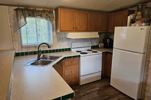 9050 SE 196th Terrace, Ocklawaha, FL 32179 - Photo 6