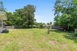 21545 SW Honeysuckle St, Dunnellon, FL 34431 - Photo 32