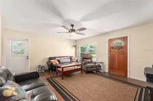21545 SW Honeysuckle St, Dunnellon, FL 34431 - Photo 10