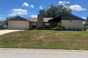 10878 SE 45th Ave, Belleview, FL 34420 - Photo 2