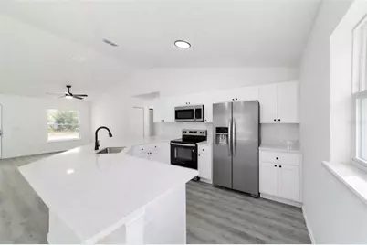 2562 NW Smallwood Road, Dunnellon, FL 34431 - Photo 2