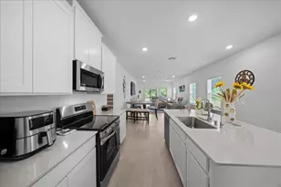 3902 NE 30th Ter, Ocala, FL 34479 - Photo 6