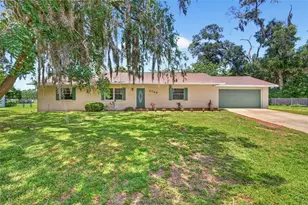 2749 NE 60th Ln, Ocala, FL 34479 - Photo 2