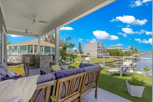 6812 Driftwood Dr, Hudson, FL 34667 - Photo 16