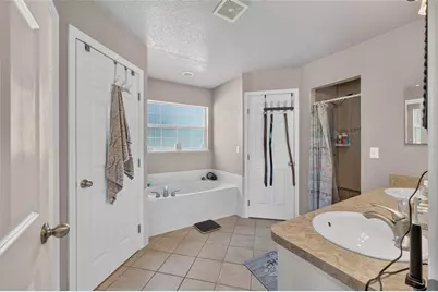 13930 NE 41st Terrace, Anthony, FL 32617 - Photo 22