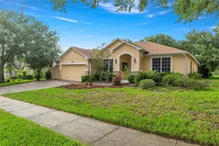 1271 Lattimore Dr, Clermont, FL 34711 - Photo 2