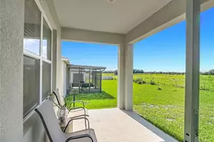 1040 Cambridge Dr, Winter Haven, FL 33881 - Photo 32