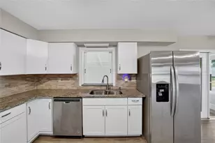 2421 NE 57th Pl, Ocala, FL 34479 - Photo 20