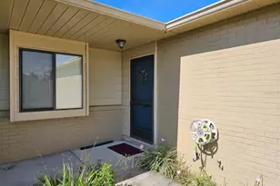 5006 SE 109th St, Belleview, FL 34420 - Photo 2