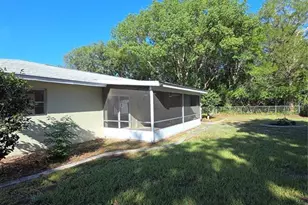 9091 N Golfview Dr, Citrus Springs, FL 34434 - Photo 10