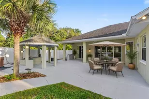 1709 W Pine Ridge Blvd, Beverly Hills, FL 34465 - Photo 12