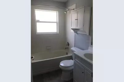 12377 NE 50th View, Oxford, FL 34484 - Photo 10
