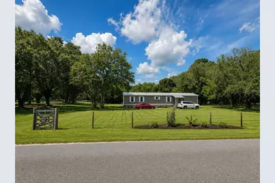 21771 SE 62nd Street, Morriston, FL 32668 - Photo 2