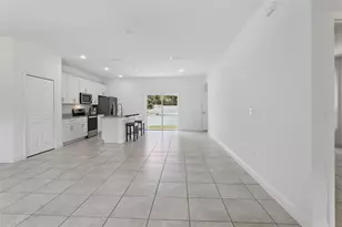 799 W Country Club Blvd, Citrus Springs, FL 34434 - Photo 4