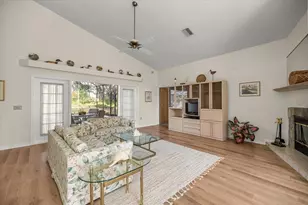 631 E Liberty St, Hernando, FL 34442 - Photo 14