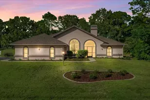 631 E Liberty St, Hernando, FL 34442 - Photo 2