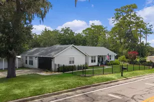 610 NE 11th Ave, Ocala, FL 34470 - Photo 4