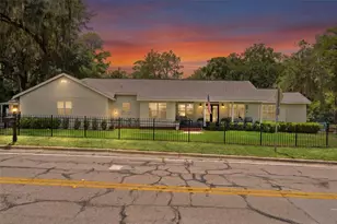 610 NE 11th Ave, Ocala, FL 34470 - Photo 2