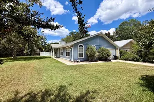 2828 SW 40th Ave, Gainesville, FL 32608 - Photo 2