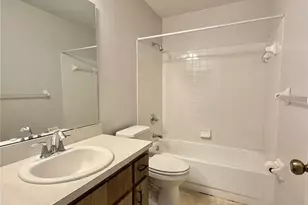 2828 SW 40th Ave, Gainesville, FL 32608 - Photo 14