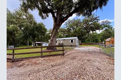 16550 NE 42nd Court, Citra, FL 32113 - Photo 4
