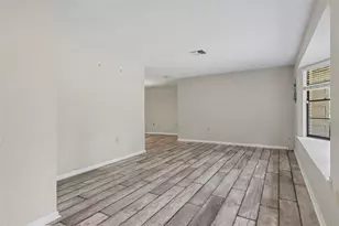 9491 SW 200th Ct, Dunnellon, FL 34431 - Photo 4
