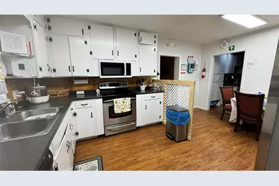 304 NE 1st Street, Chiefland, FL 32626 - Photo 22