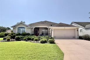 2311 Glade Run, The Villages, FL 32162 - Photo 2