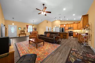 213 Grand Ave, Deland, FL 32720 - Photo 2