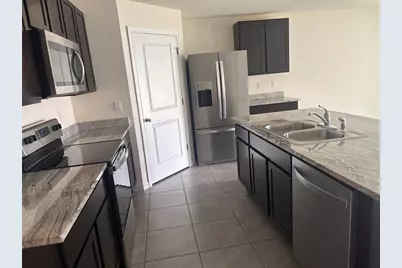 6670 SE 3rd Loop, Ocala, FL 34472 - Photo 4