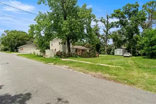 10107 S Division Ave, Hampton, FL 32044 - Photo 6