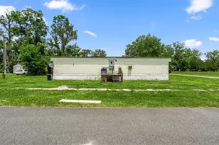 5383 Orange St, Hampton, FL 32044 - Photo 2