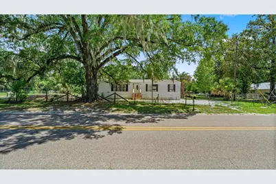 10530 Prospect Avenue, Hampton, FL 32044 - Photo 2