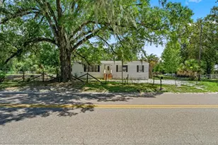 10530 Prospect Ave, Hampton, FL 32044 - Photo 2