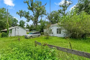 5698 Navarre Ave, Hampton, FL 32044 - Photo 4