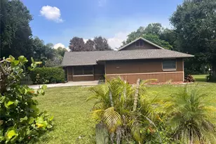 2919 Nicholas Rd, Fort Pierce, FL 34982 - Photo 2
