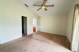 4921 NE 123rd Ln, Oxford, FL 34484 - Photo 10