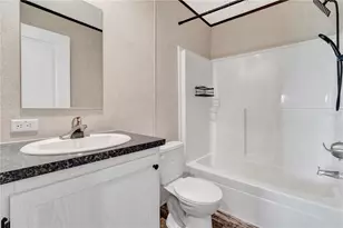 16280 SE 172nd Pl, Weirsdale, FL 32195 - Photo 14