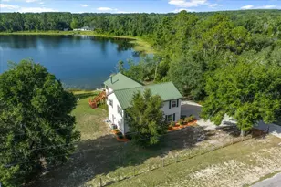 206 Malauka Radial, Ocklawaha, FL 32179 - Photo 2