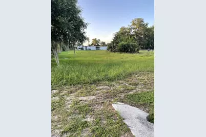 Central Avenue, Coleman, FL 33521 - Photo 2