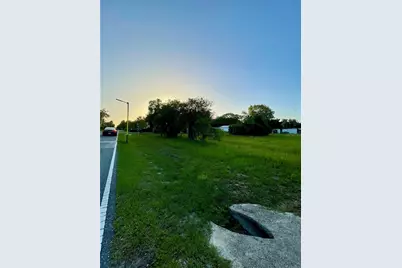 Central Avenue, Coleman, FL 33521 - Photo 6