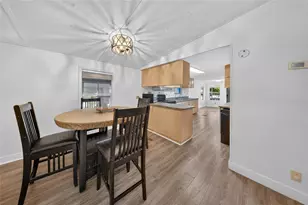 21720 NW 8th Ct, Pembroke Pines, FL 33029 - Photo 8