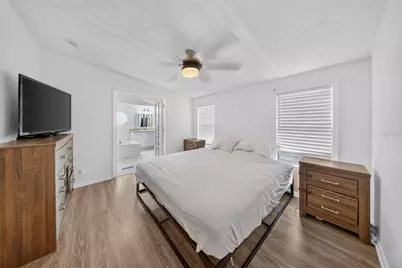 21720 NW 8th Court, Pembroke Pines, FL 33029 - Photo 14